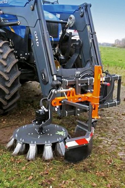 Weedbrush for Tractors and Loaders - UB EASY PAK FL